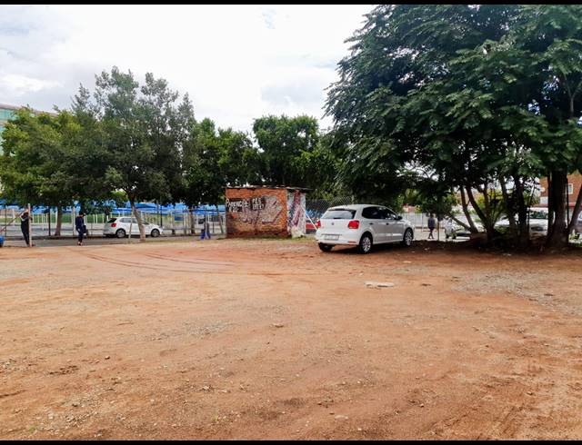 347M² INDUSTRIAL YARD FOR SALE IN FERREIRASDORP